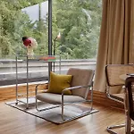 Homie Stay Architektenapartments Im Gruenen Mit Blick Auf Die Wuerzburger Innenstadt